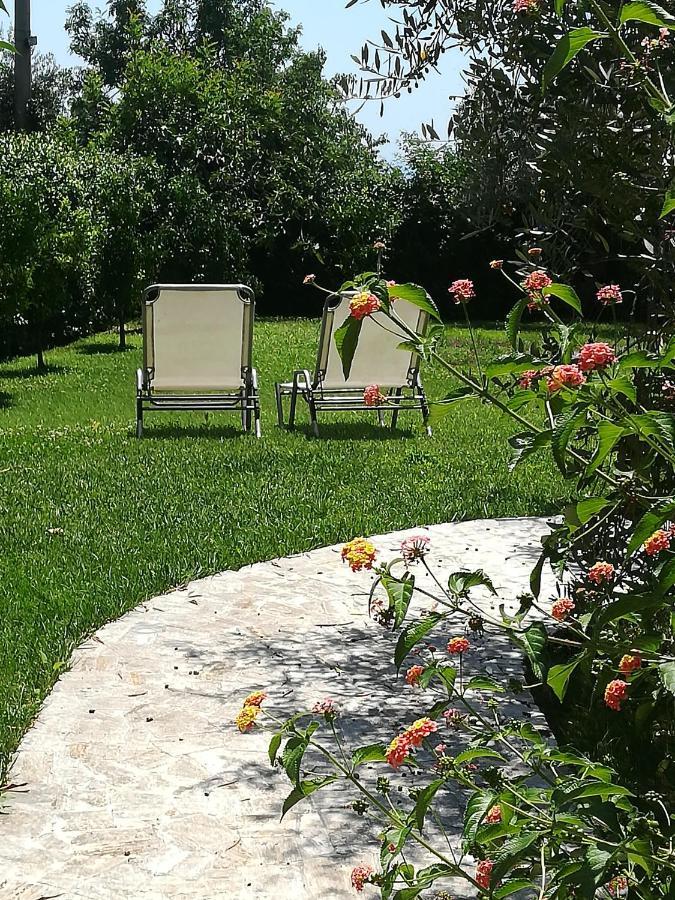 Formia, suite con splendido giardino Exterior foto