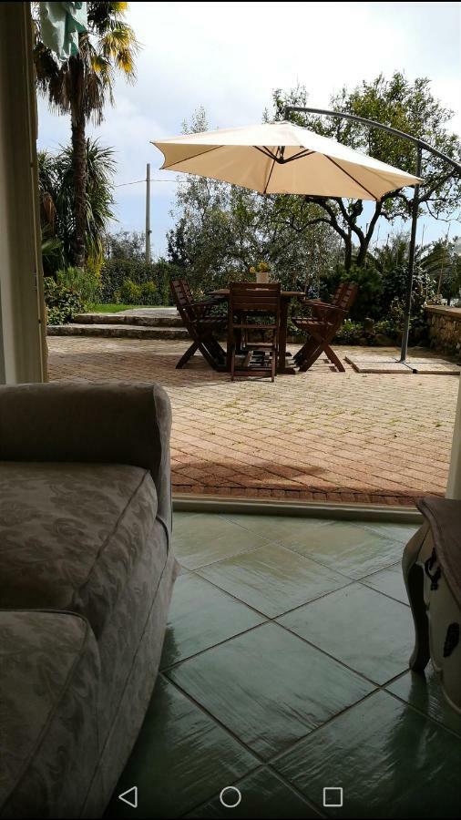 Formia, suite con splendido giardino Exterior foto